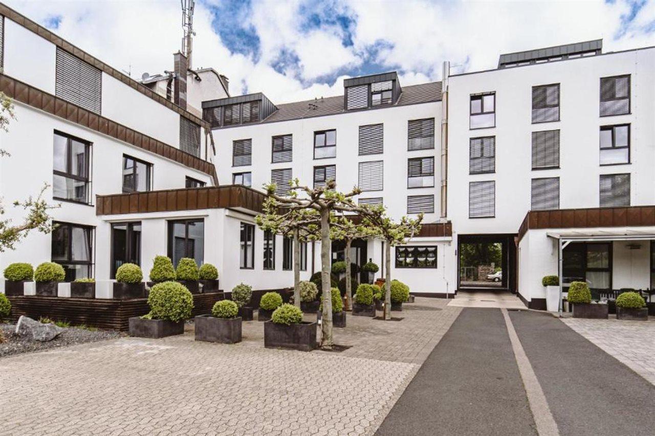 &Repeat Koeln Airport Hotel Exterior foto